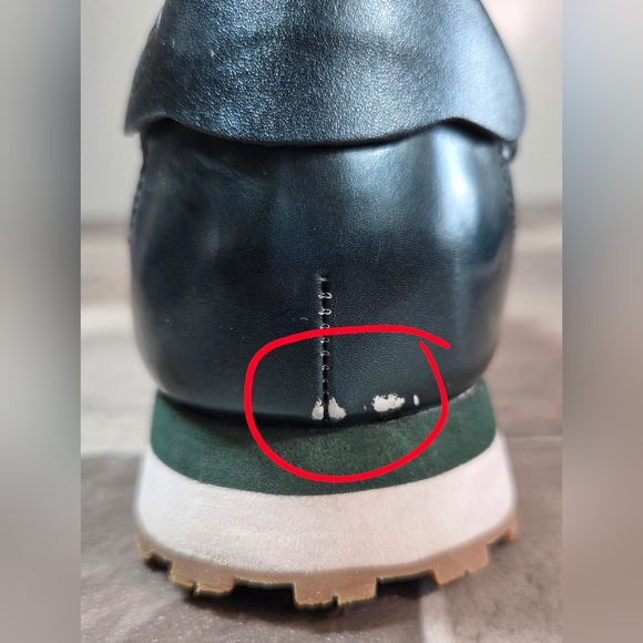 TORY BURCH SPORT RUFFLE GREEN METALLIC LEATHER SNEAKERS. - Picture 9 of 11